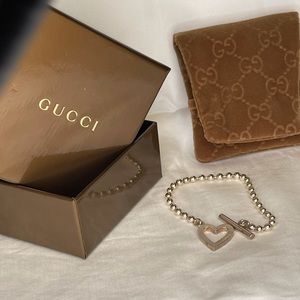 Gucci toggle heart bracelet